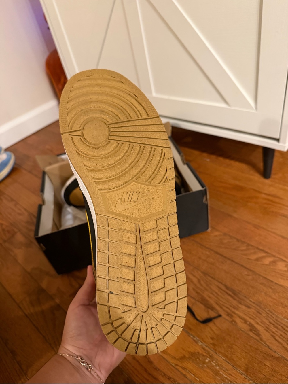 Men's Black & gold High-Top Sneakers - Picture 7 of 7